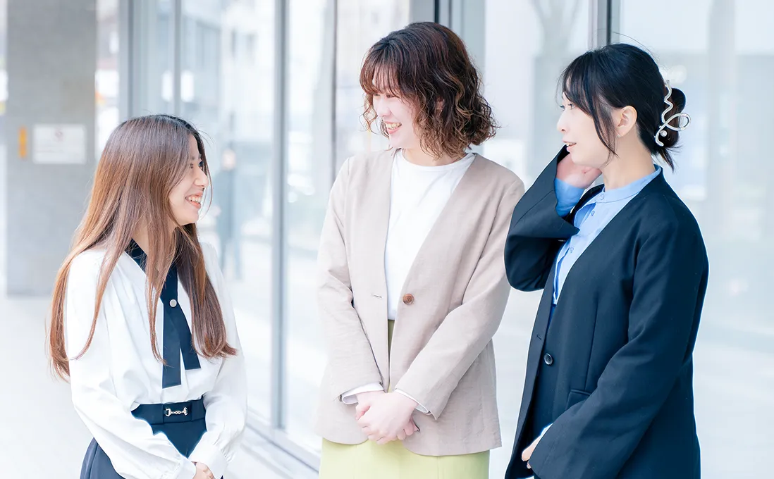 株式会社ネオスのスタッフ